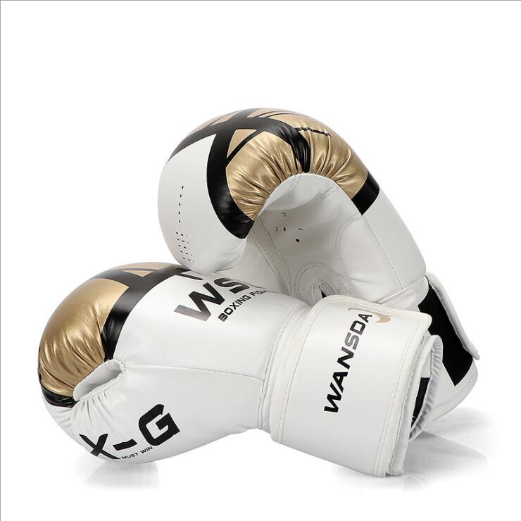 Training boxing gloves